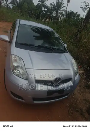 Toyota Yaris 2008 Gray
