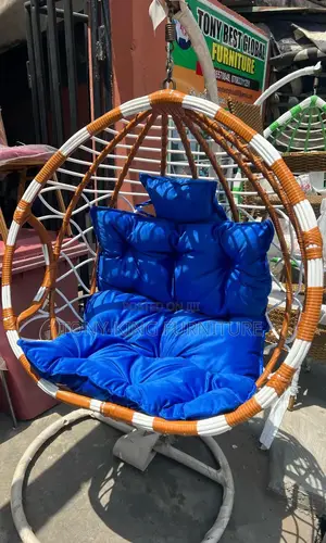 Imported Standard Outdoor Swing Chair With Metal Base