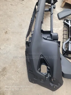 Empty Front Bumper Hilux 2024-2025