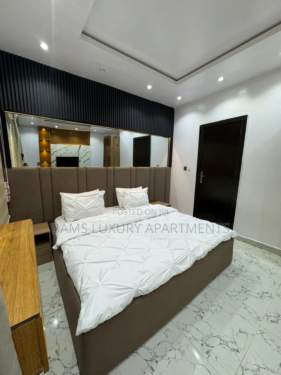Nova Apartment