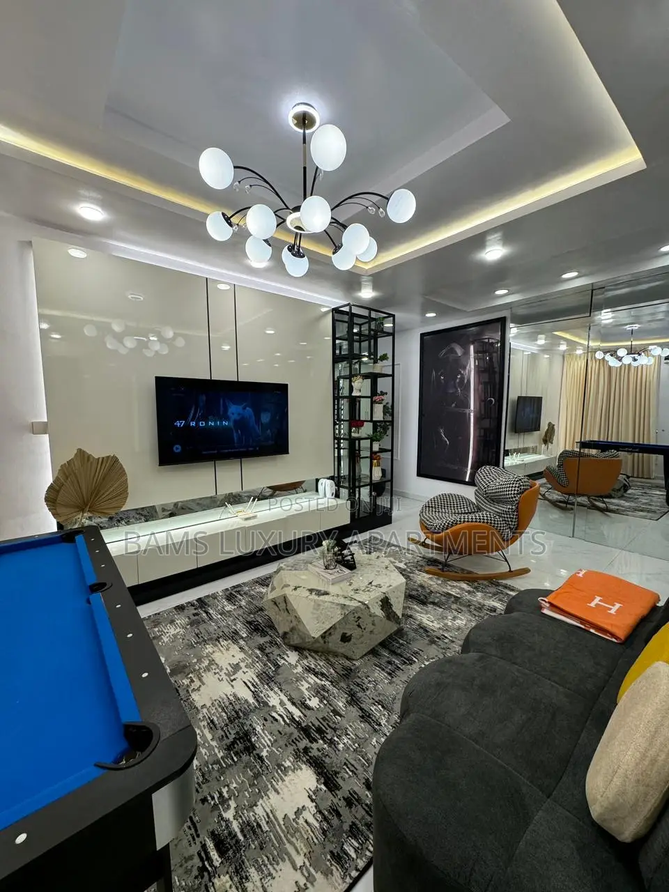 Nova Apartment