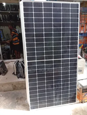 500w/39v/144cell Canadian Mono Panel