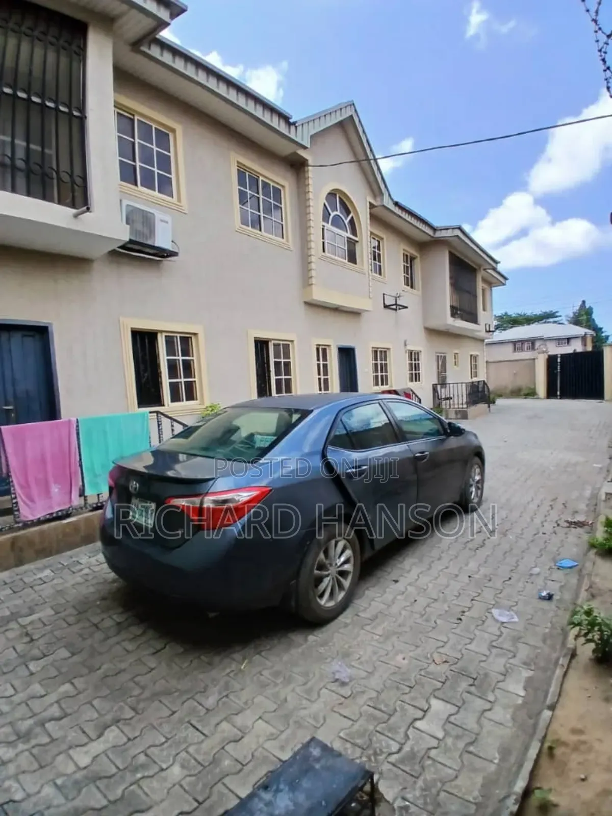 3bdrm Block of Flats in In Awoyaya for sale