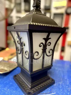 Front Door Chapiter Light Outdoor