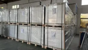 650watts Mono-Crystalline Solar Panels Available as Seen