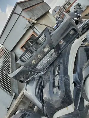 Front Bumper Sport E90 05