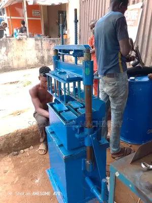 Vibrated Block Moulding Machine