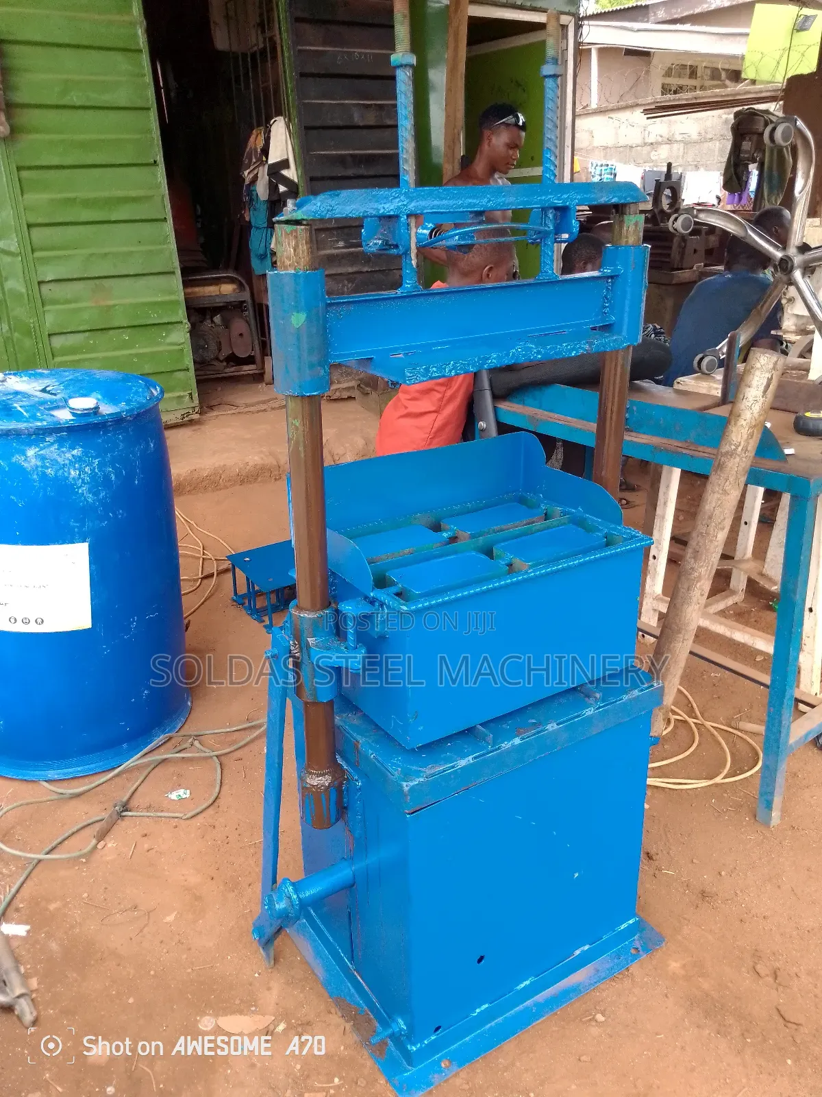 Vibrated Block Moulding Machine