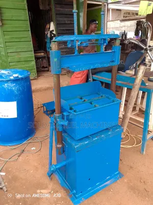 Vibrated Block Moulding Machine