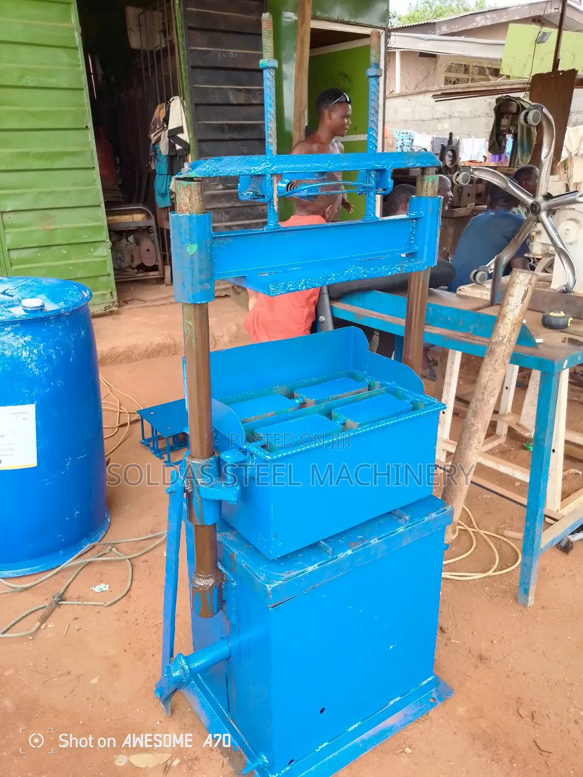 Vibrated Block Moulding Machine