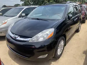 Toyota Sienna Limited 7 Passenger 2010 Black