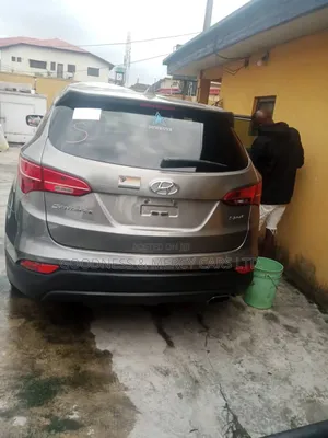 Hyundai Santa Fe GLS 4dr SUV AWD (3.3L 6cyl 6A) 2015 Gray