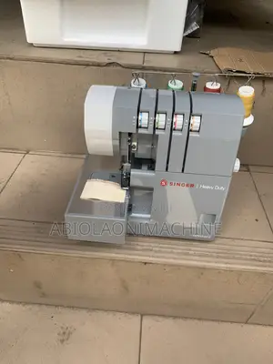 Photo - Singer Heavy Duty Serger Machine Hd0405a