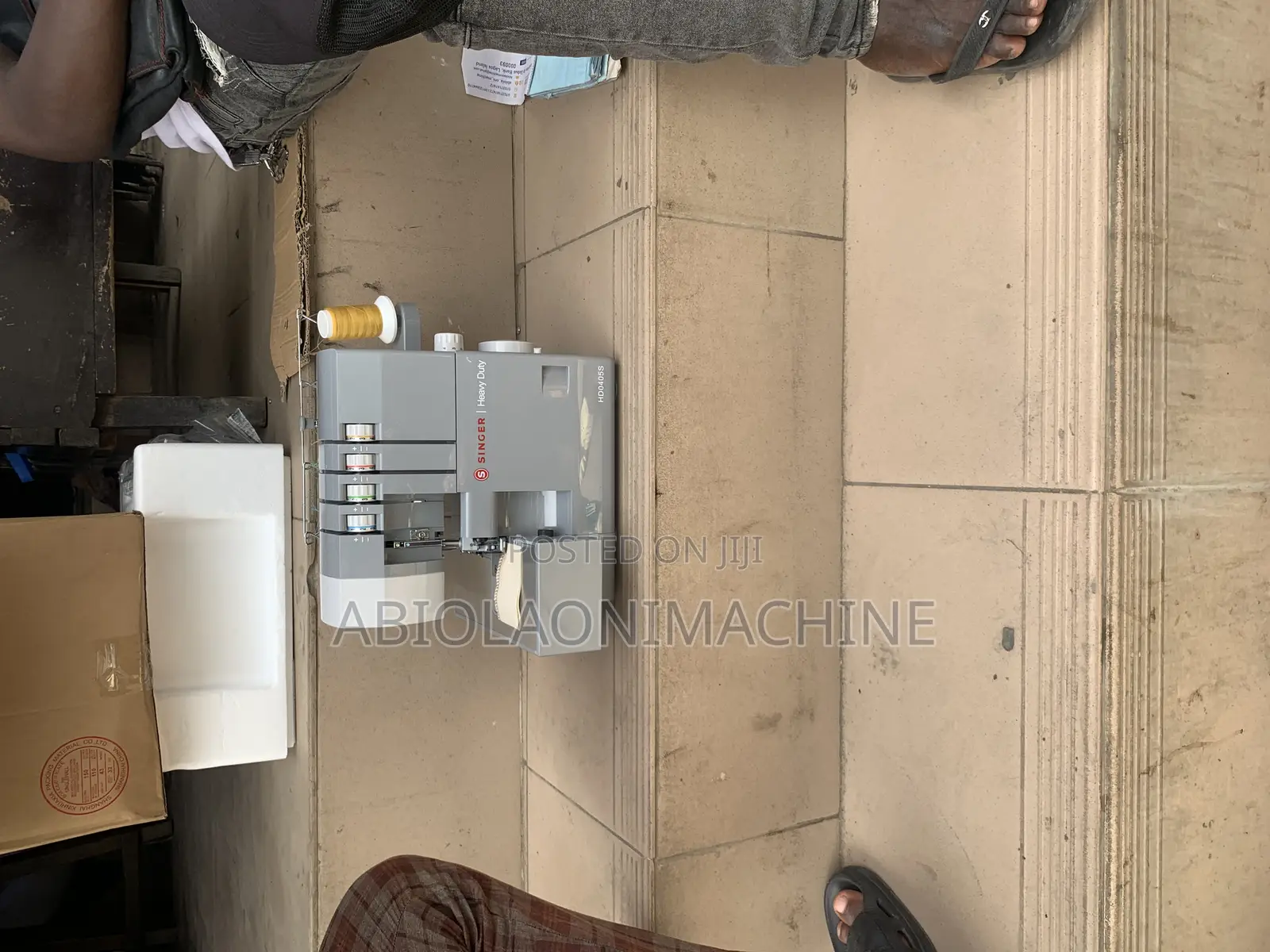 Singer Heavy Duty Serger Machine Hd0405a