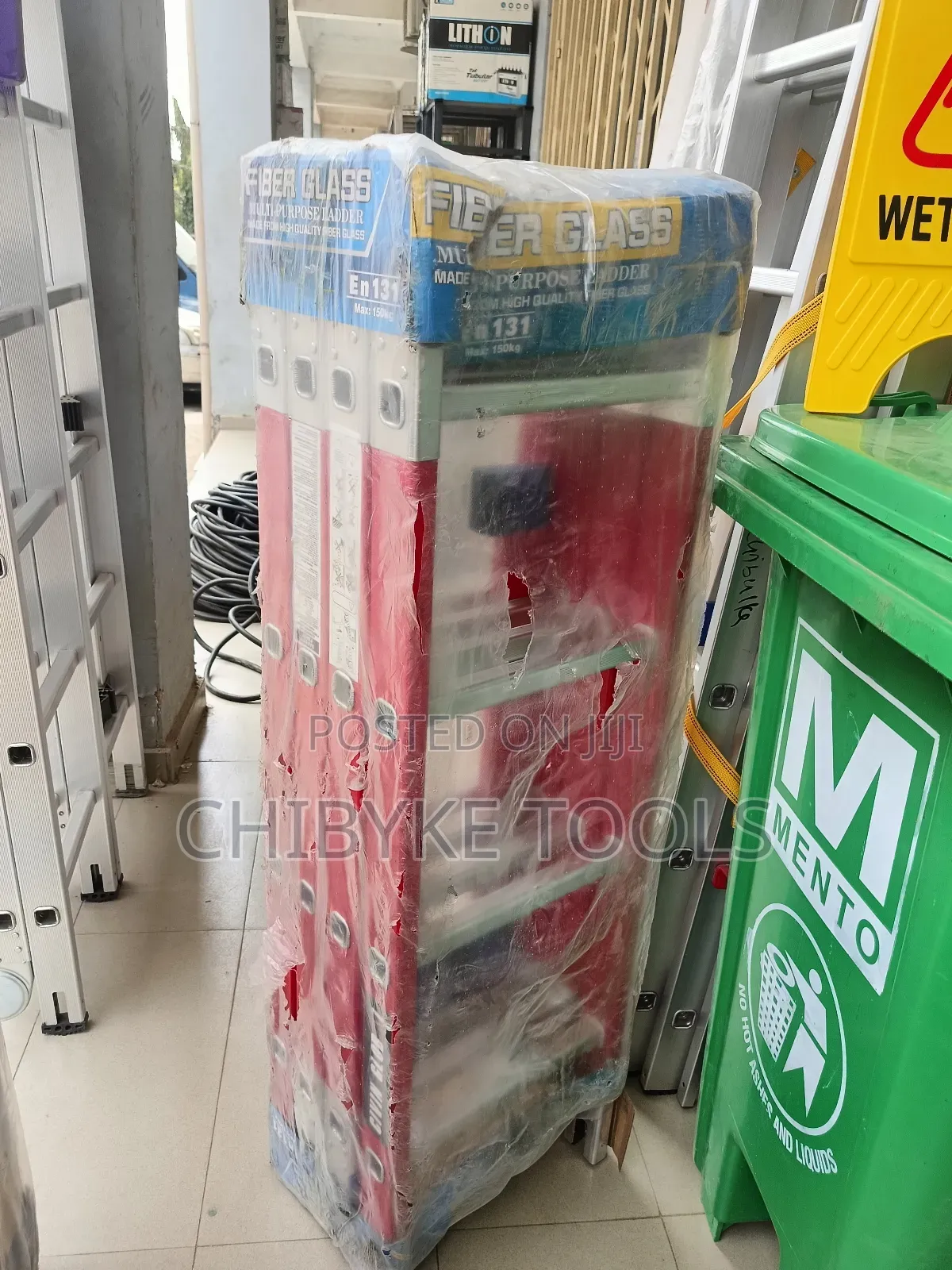 4*4 (16 Steps) Fibreglass Folding/Multi Purpose Ladder