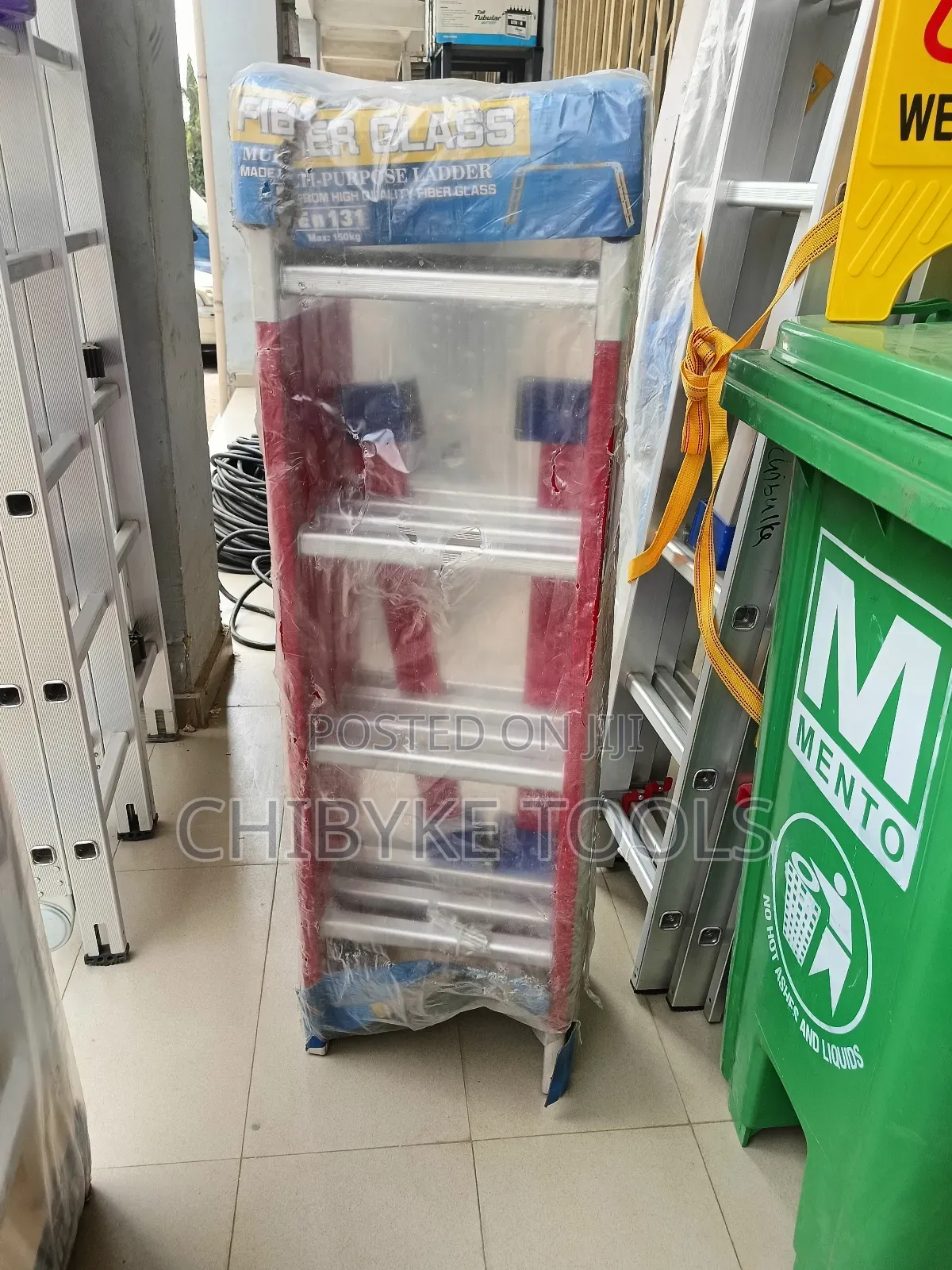 4*4 (16 Steps) Fibreglass Folding/Multi Purpose Ladder