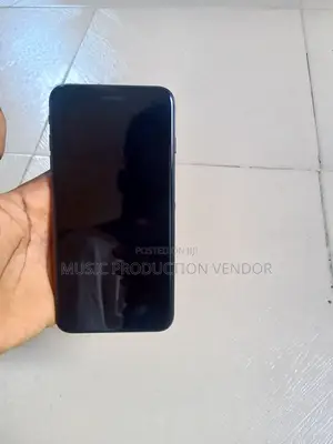 Apple iPhone 8 Plus 64 GB Black