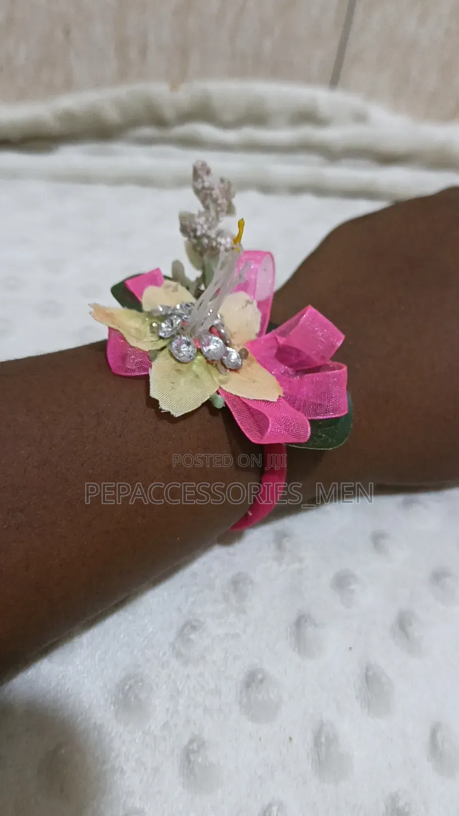 Female Fashion Corsage