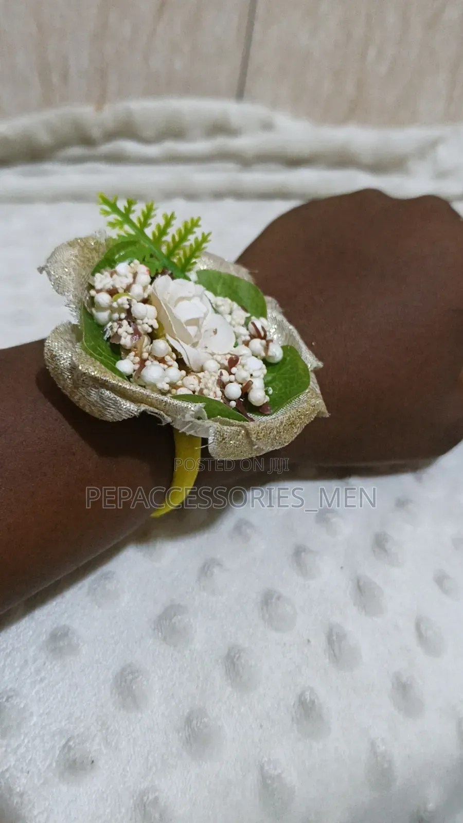 Female Fashion Corsage