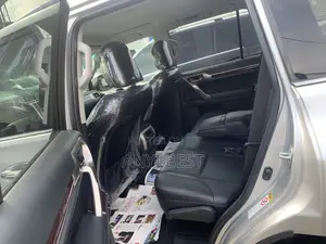 Lexus GX 2015 Silver