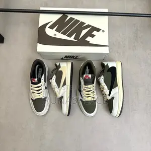 Photo - Nike Sneakers
