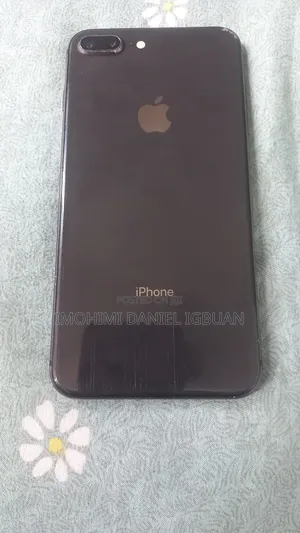 Photo - Apple iPhone 8 Plus 256 GB Black