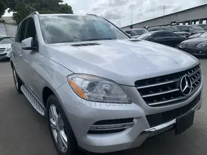 Mercedes-Benz M Class 2013 White