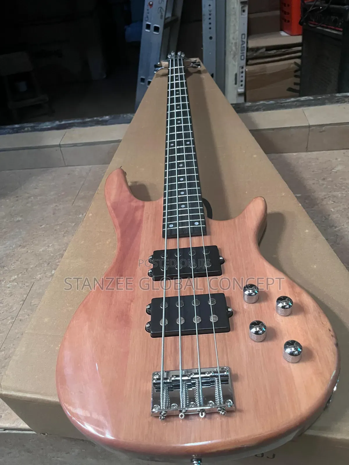 Ibanez Big Pickup 4 Strings Bass Guitar