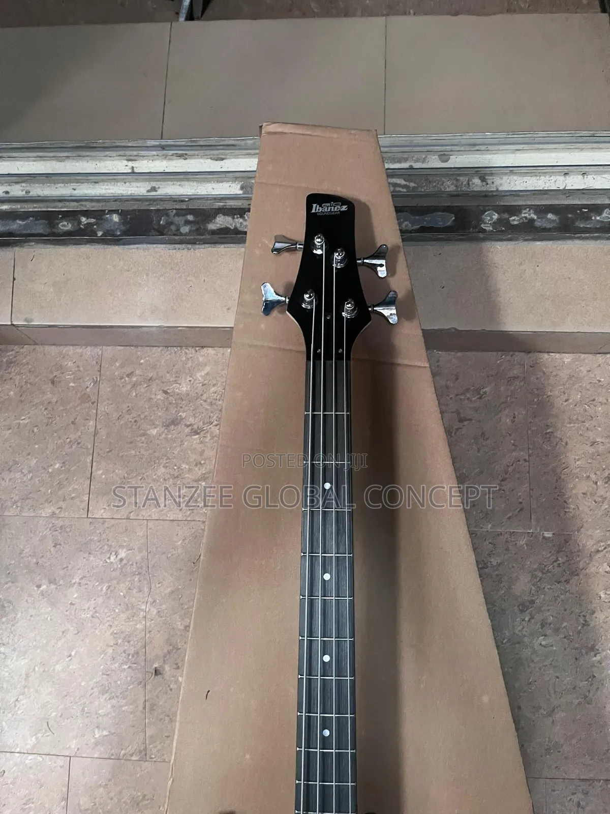 Ibanez Big Pickup 4 Strings Bass Guitar