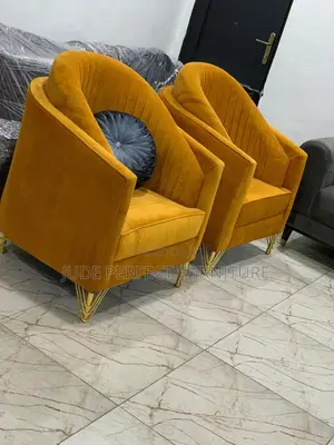 High Quality Luxurious Set of Sofa Chairs