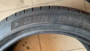 235/40r19 Dunlop