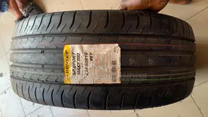 235/40r19 Dunlop