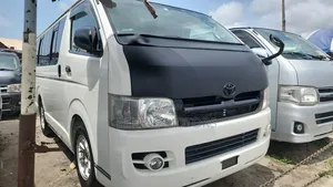 Toyota HiAce 2012 White