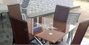 Photo - Glass Table With 4 Seaters