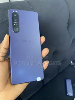 Photo - Sony Xperia 1 III 256 GB Purple