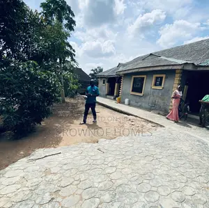 Photo - 4bdrm Bungalow in Ado-Odo/Ota for sale