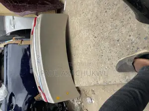 Toyota Corolla Boot 012 (Body Spare Parts)