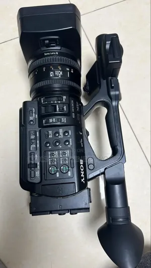 Photo - Sony Z190 Video Camera