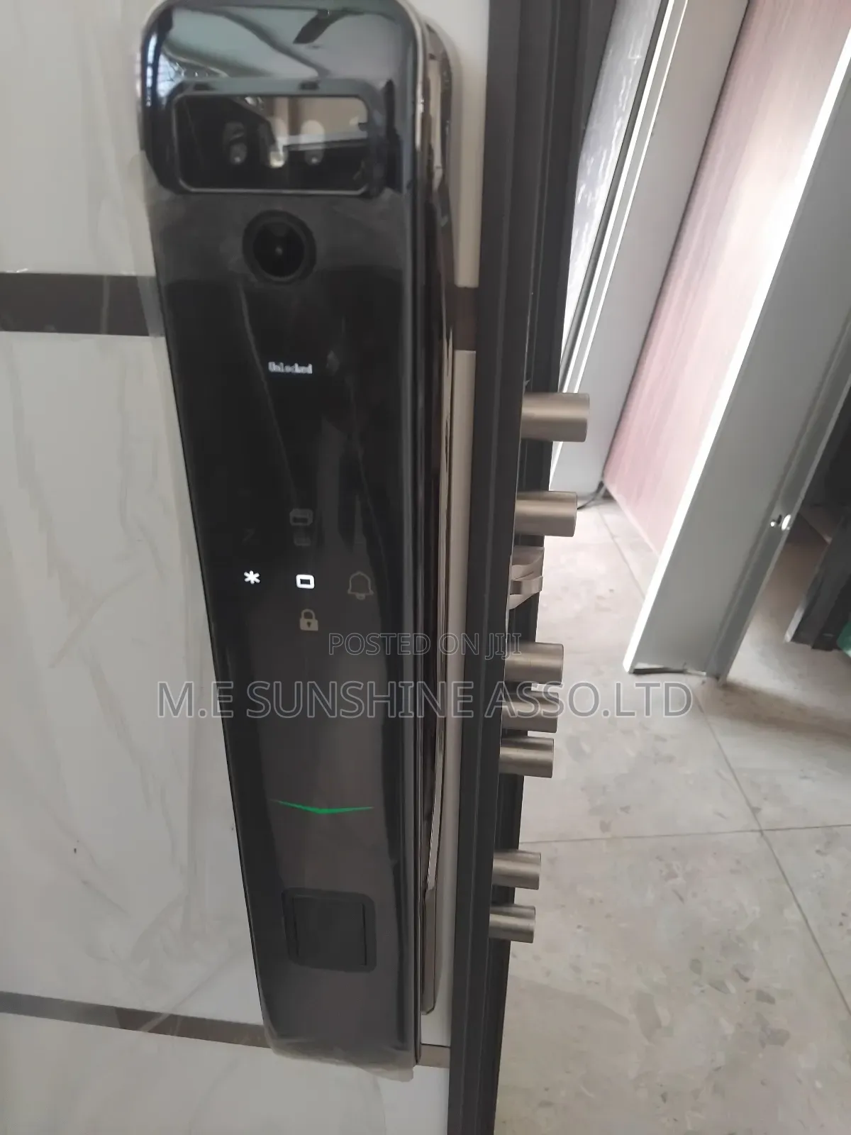 Super Automatic Handle