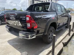 New Toyota Hilux 2024 Black