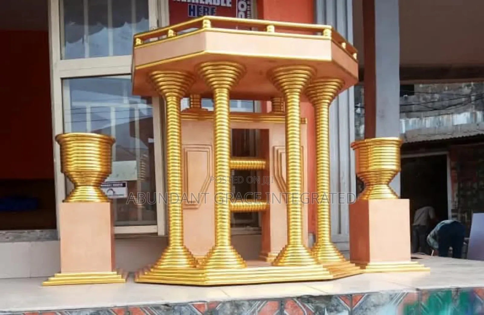 4 Poles Luxury Church Pulpit.