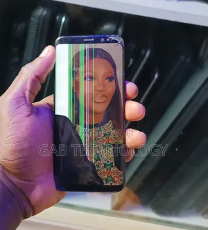 Photo - Samsung Galaxy S8 64 GB Black