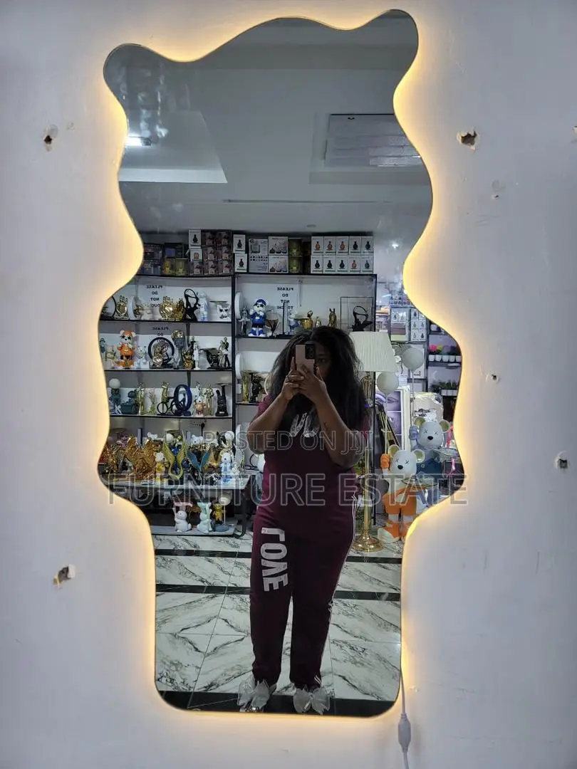 Teddy Designed Led Light Mirror