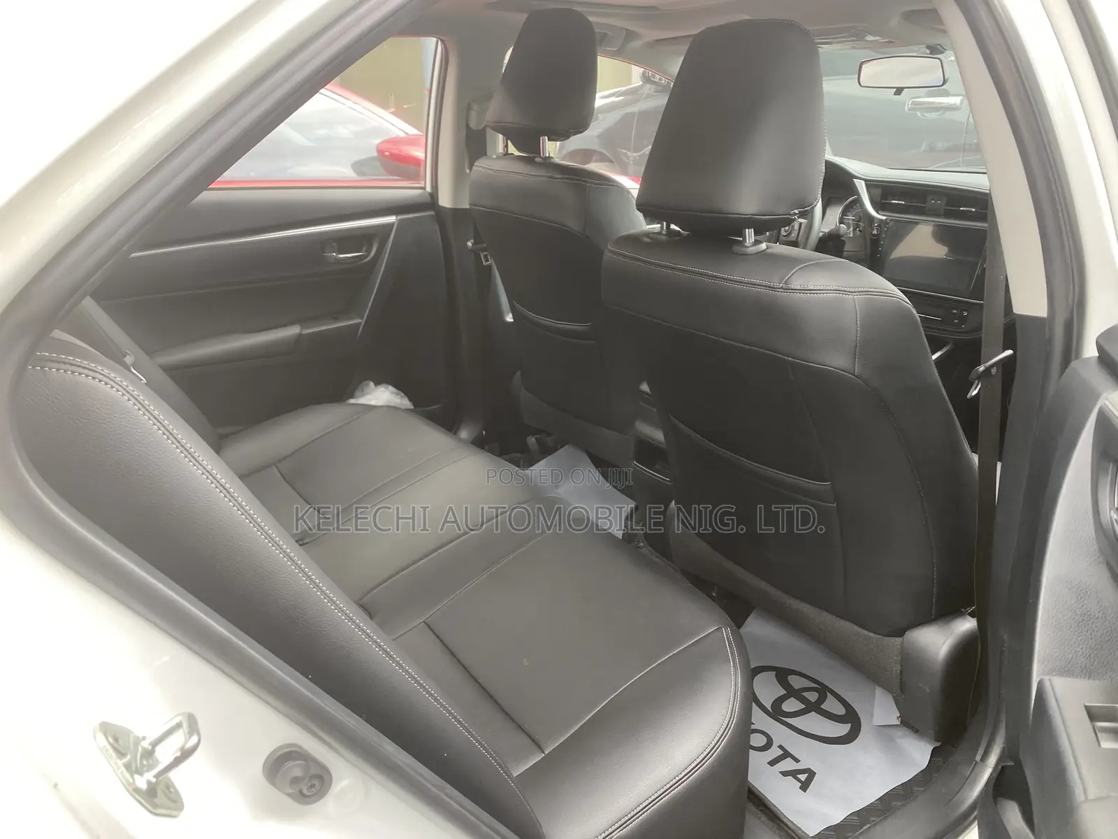 Toyota Corolla Altis 2019 White