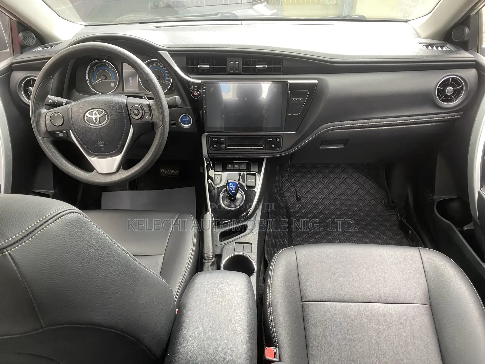 Toyota Corolla Altis 2019 White