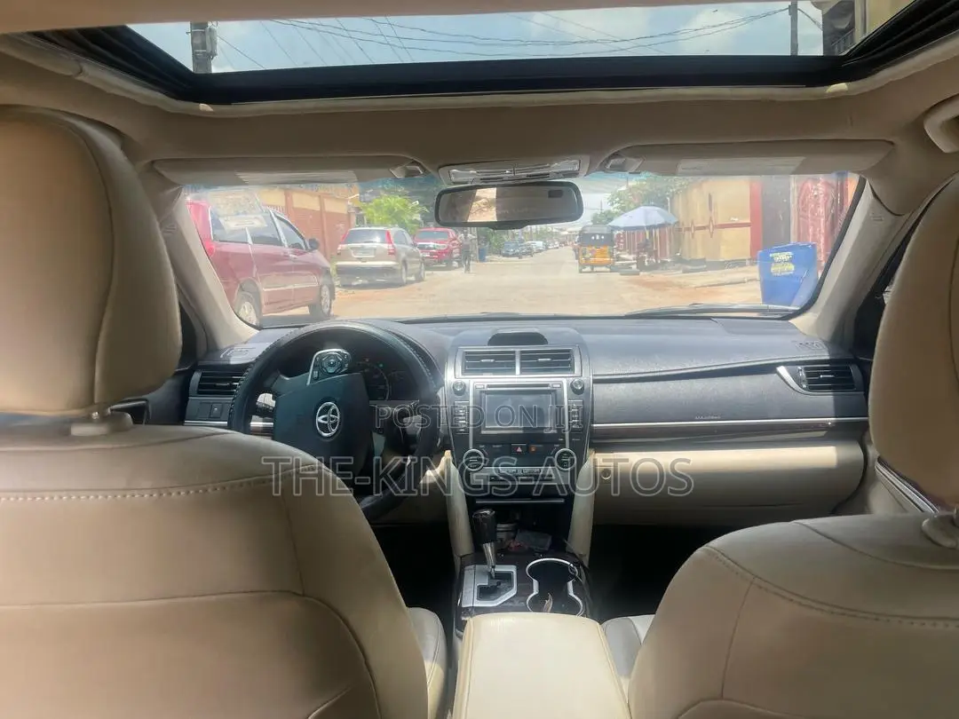 Toyota Camry XLE V6 4dr Sedan (3.5L 6cyl 6A) 2013 Black