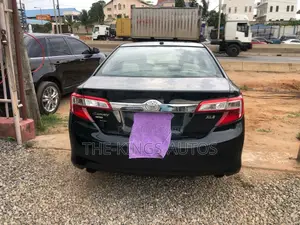 Toyota Camry XLE V6 4dr Sedan (3.5L 6cyl 6A) 2013 Black
