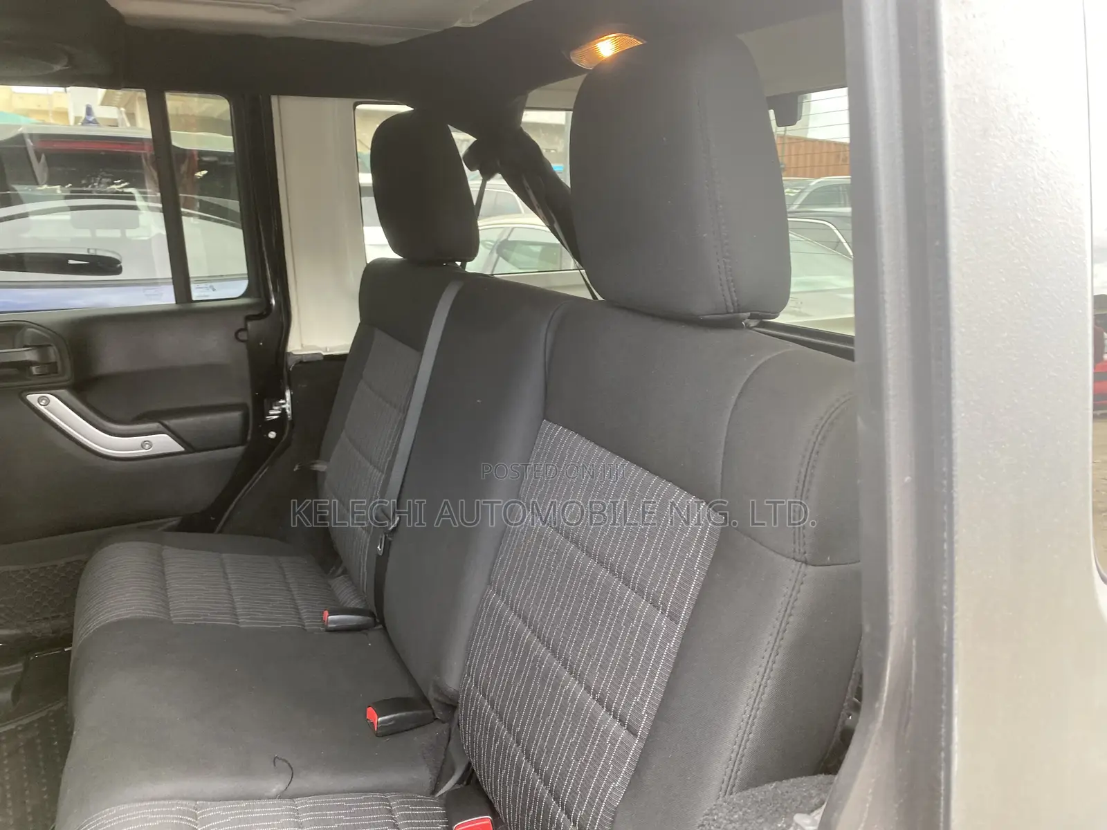 Jeep Wrangler Sahara 2012 Black