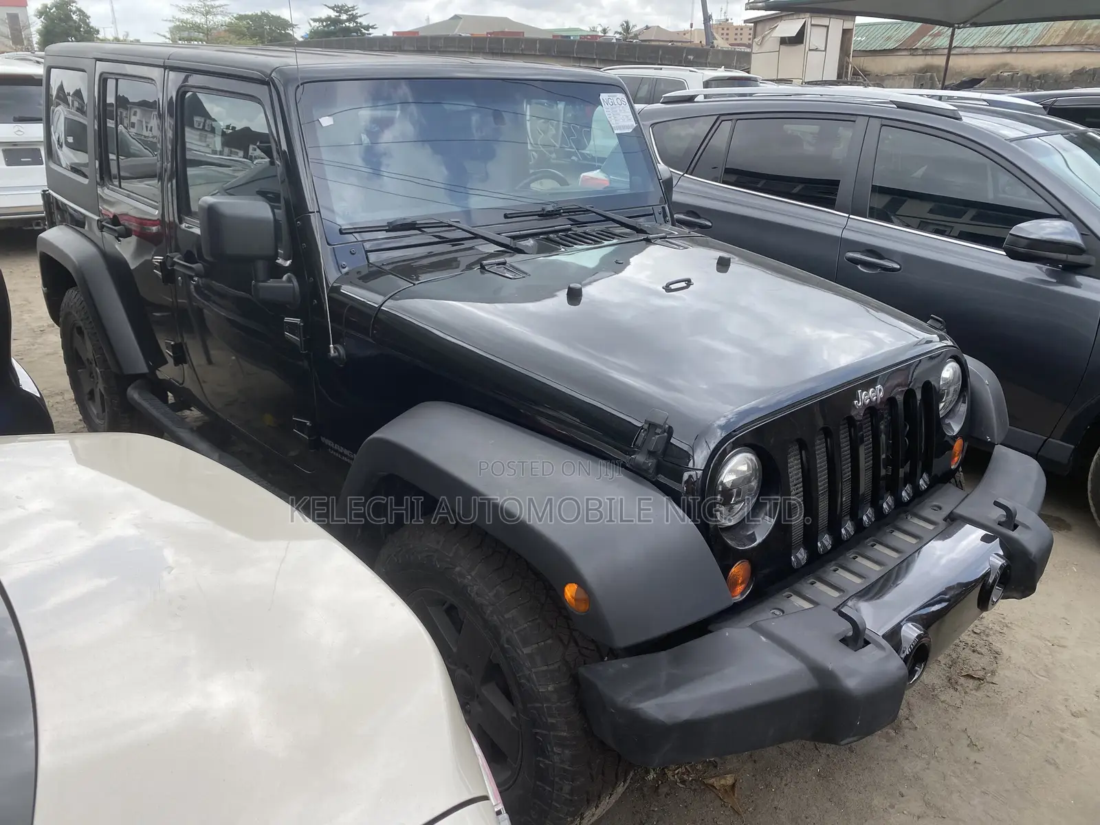Jeep Wrangler Sahara 2012 Black