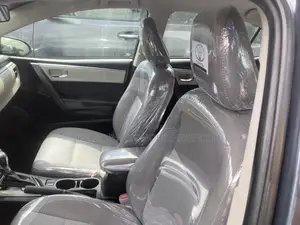 Toyota Corolla 2016 Gray